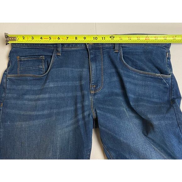 Tommy Hilfiger Men's Denton Straight Fit Low Rise Blue Jeans Size 36 - Picture 9 of 12